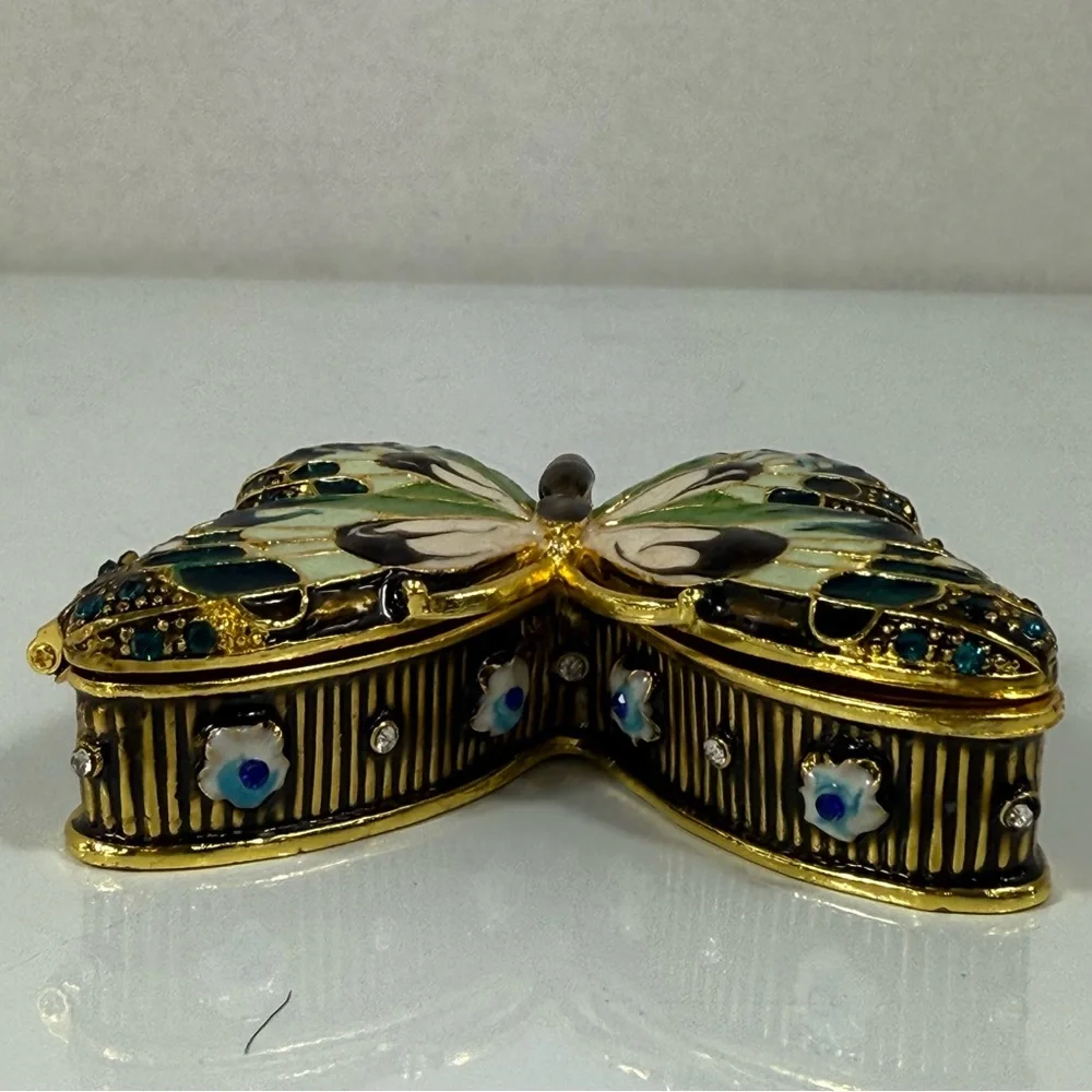 Gold-Tone Butterfly Enamel Magnet Hinged Trinket Box in‎ Green and Teal